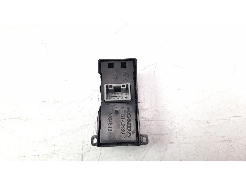 Recambio de mando elevalunas trasero izquierdo para honda civic lim.5 (fk) 1.5 vtec cat referencia OEM IAM 83740TGGG020BLK  