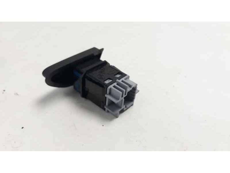 Recambio de interruptor para renault captur zen referencia OEM IAM 252103678R  