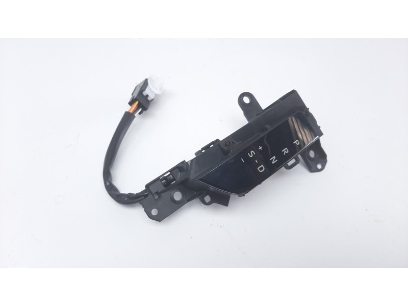 Recambio de modulo electronico para toyota rav4 hybrid 4x2 advance referencia OEM IAM 76L816  