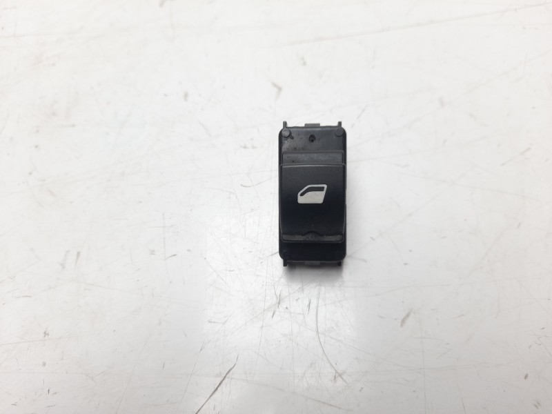 Recambio de mando elevalunas delantero derecho para peugeot 2008 (--.2013) allure referencia OEM IAM 96751115ZD IAF040107CP 
