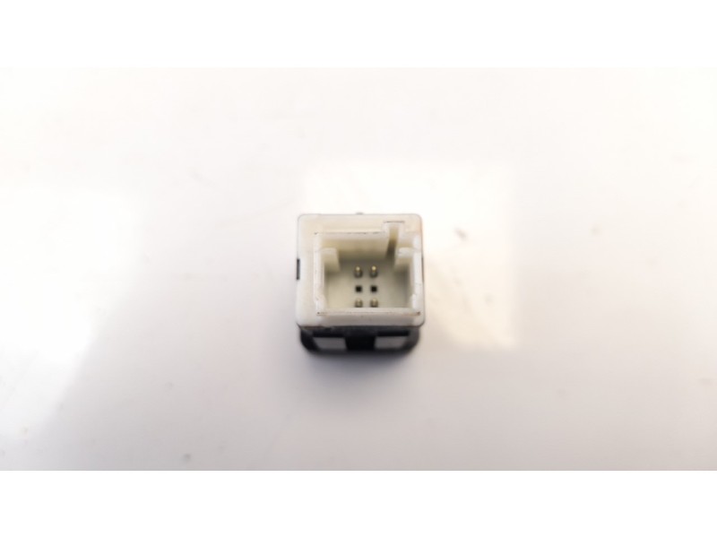 Recambio de interruptor para citroen c-elysée 1.6 blue-hdi fap referencia OEM IAM 96766105ZD  