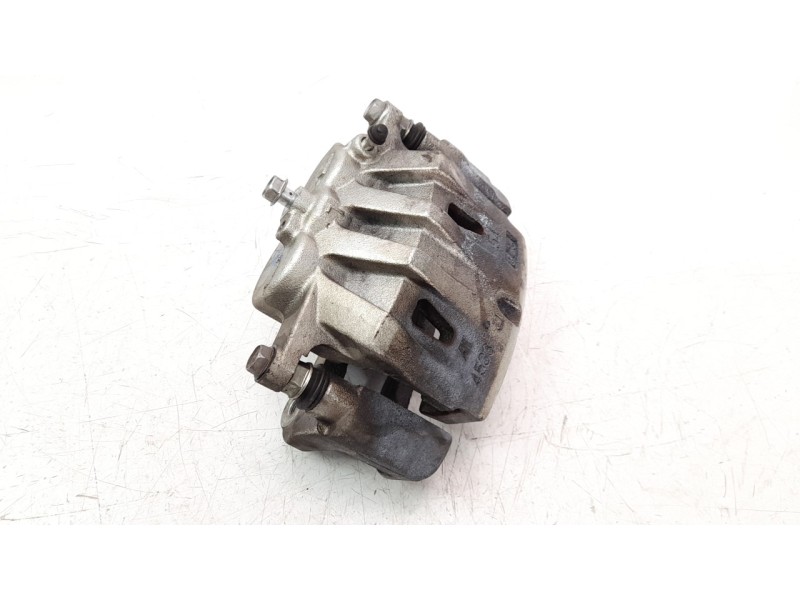 Recambio de pinza de freno delantera izquierda para toyota rav 4 referencia OEM IAM 4775048110  