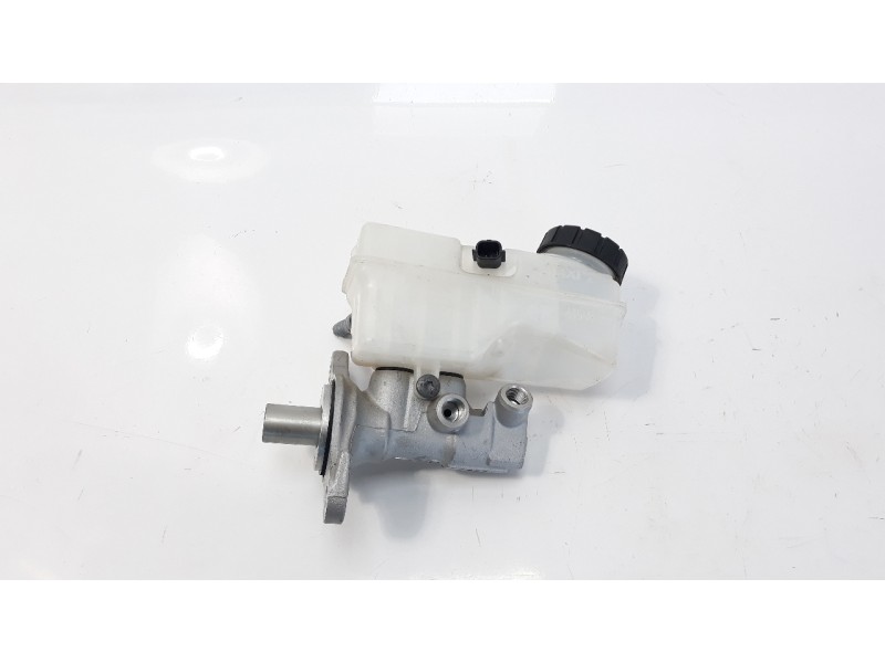 Recambio de bomba freno para renault clio iv limited referencia OEM IAM 0J5D2117  