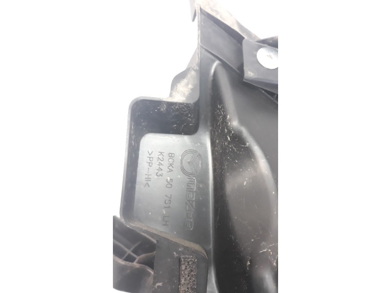 Recambio de torpedo para mazda 3 berlina (bp) referencia OEM IAM BCKA507S1 BCKA507R1 