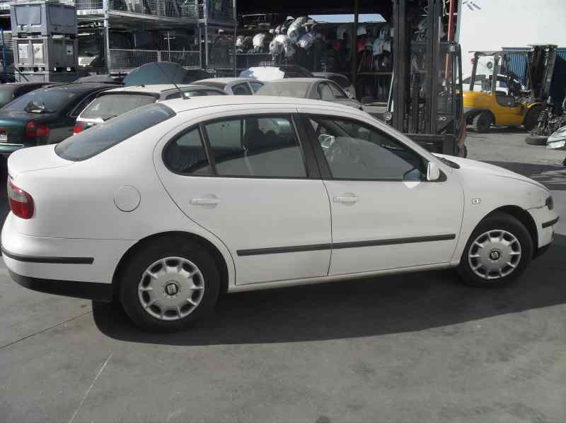 seat toledo (1m2) del año 2001