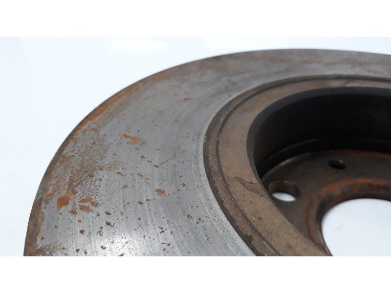 Recambio de disco freno delantero para renault clio iv limited referencia OEM IAM 7701210081  