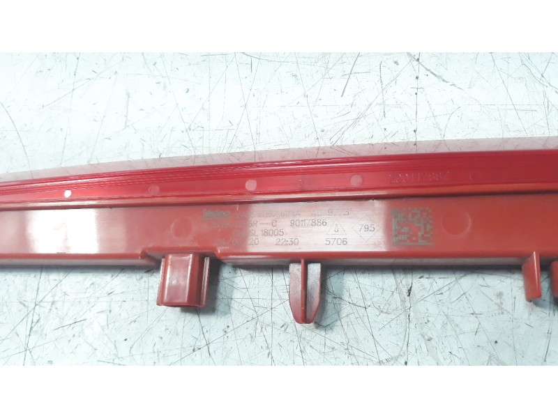 Recambio de luz central de freno para renault clio v 1.5 blue dci diesel fap referencia OEM IAM 265906516R  