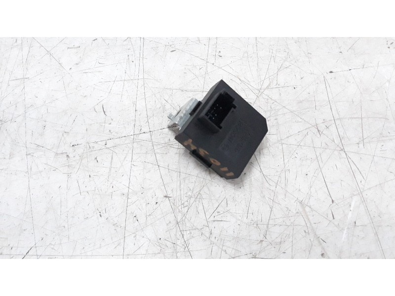 Recambio de modulo electronico para hyundai i20 1.2 16v cat referencia OEM IAM 95420B4000  