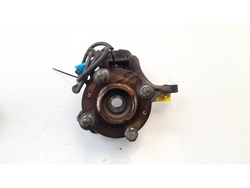 Recambio de mangueta delantera izquierda para citroen c3 1.4 hdi referencia OEM IAM 364691  