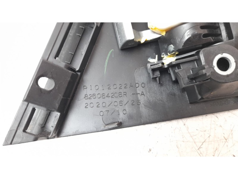Recambio de maneta exterior trasera derecha para renault clio v 1.5 blue dci diesel fap referencia OEM IAM 826064206R  