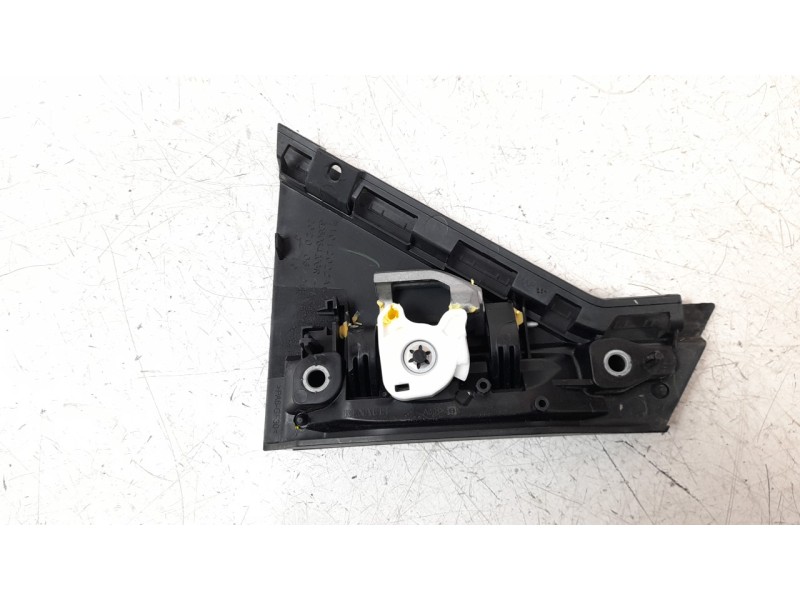 Recambio de maneta exterior trasera derecha para renault clio v 1.5 blue dci diesel fap referencia OEM IAM 826064206R  