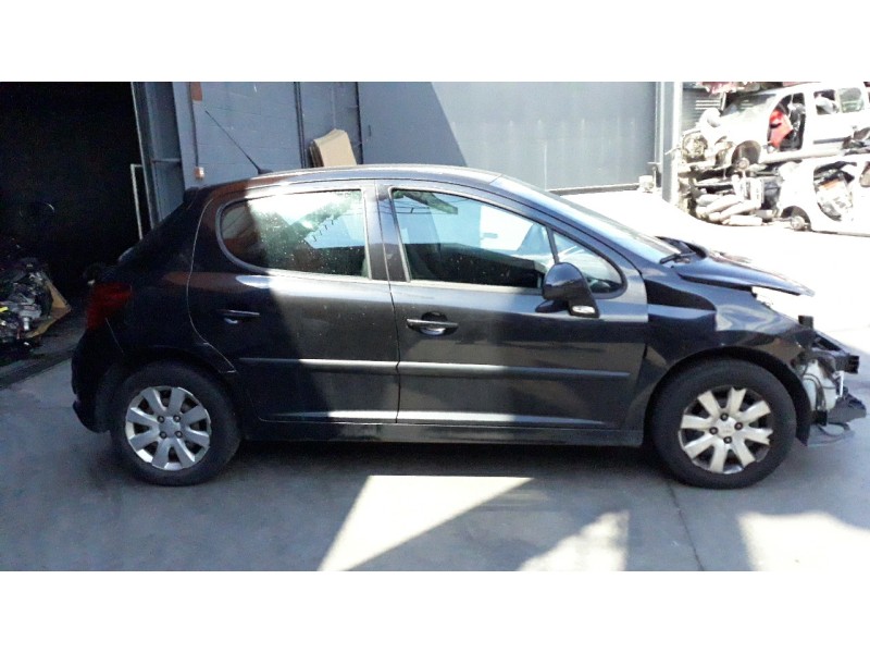 peugeot 207 del año 2009