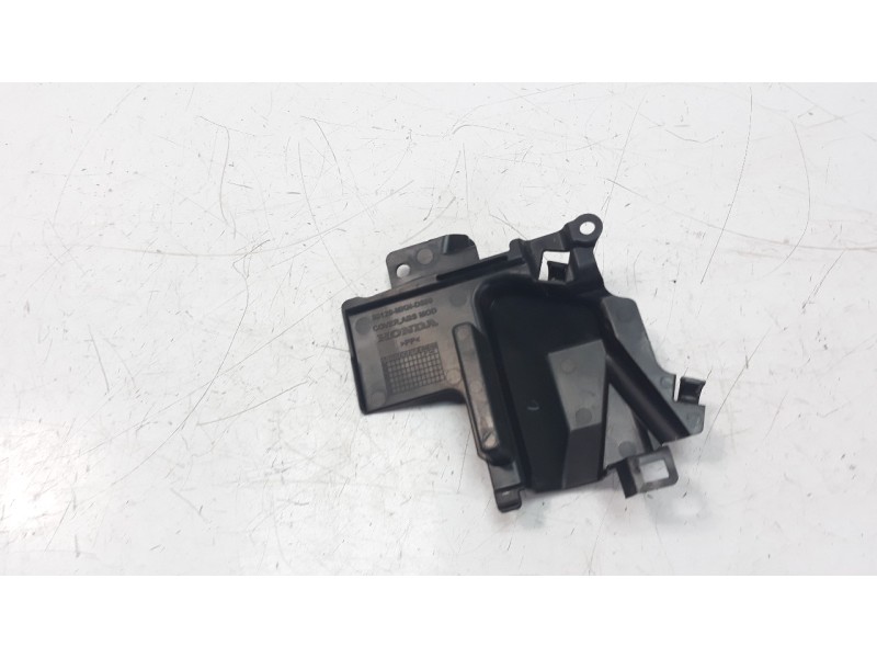 Recambio de moldura para honda cb 650r referencia OEM IAM 80120MKND500 80120MKND50 