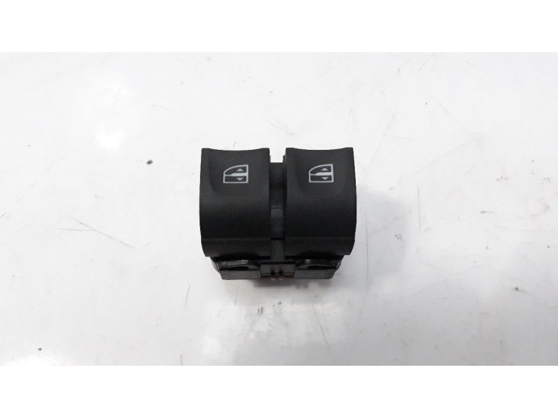 Recambio de mando elevalunas delantero izquierdo para renault clio iv limited referencia OEM IAM 254113300R IAF340017 