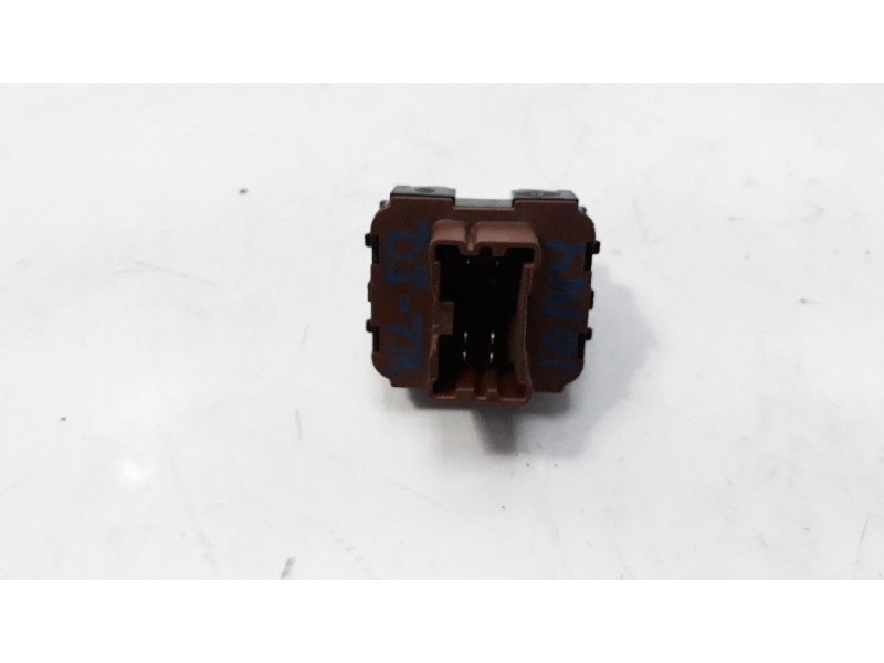 Recambio de mando elevalunas delantero izquierdo para renault clio iv limited referencia OEM IAM 254113300R IAF340017 