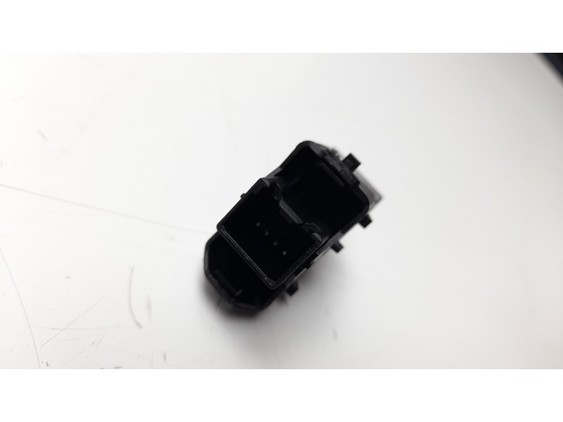 Recambio de mando elevalunas trasero izquierdo para ford focus lim. 1.0 ecoboost cat referencia OEM IAM F1ET14529AA IAF670027 