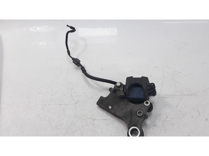Recambio de pinza de freno trasera derecha para honda cb 650r referencia OEM IAM 43150MJEDB1  