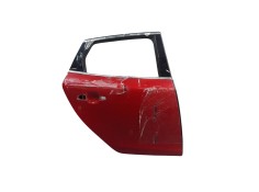 Recambio de puerta trasera derecha para volvo v40 1.6 diesel cat referencia OEM IAM 31662587  