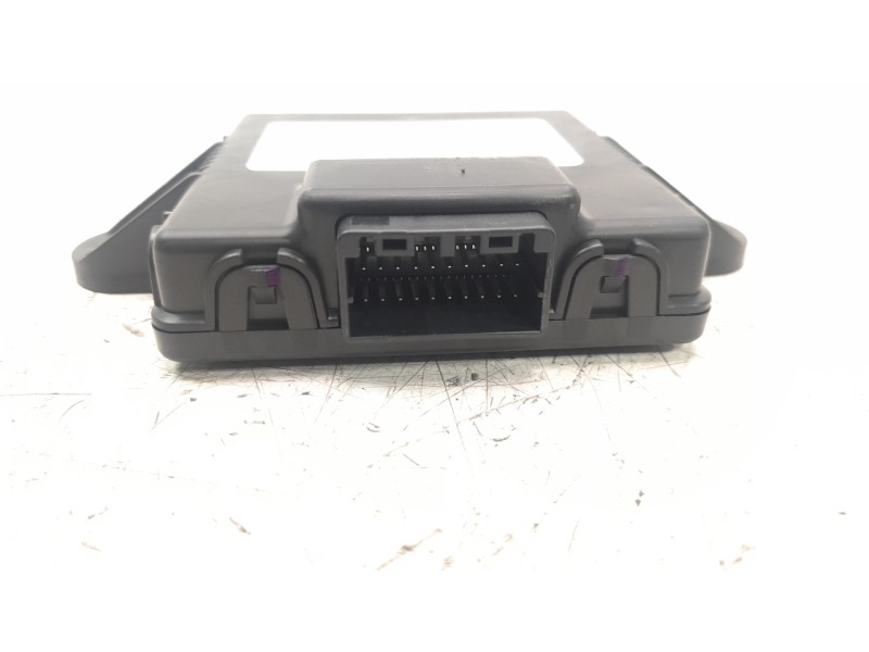 Recambio de modulo electronico para ssangyong rexton limited 4x4 referencia OEM IAM 8712036000  