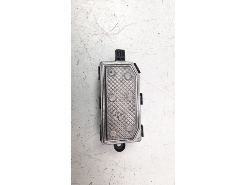 Recambio de resistencia calefaccion para volvo v40 1.6 diesel cat referencia OEM IAM 31369487  