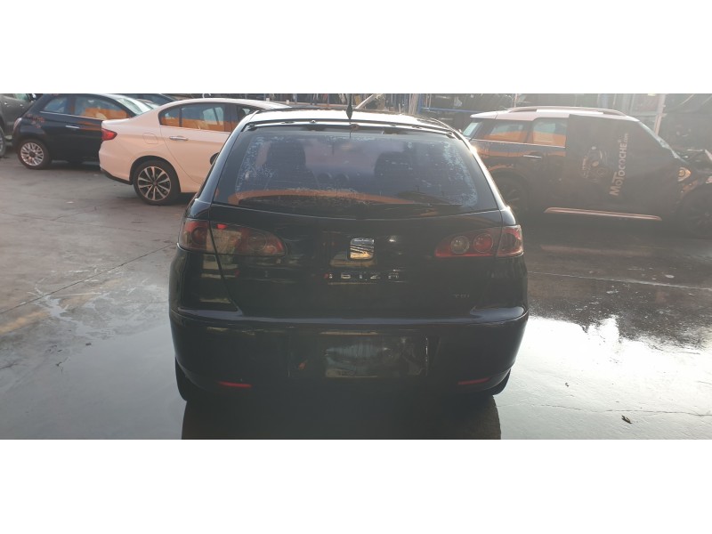 seat ibiza (6l1) del año 2004