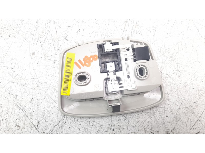 Recambio de luz interior para ssangyong rexton limited 4x4 referencia OEM IAM 8372034000  