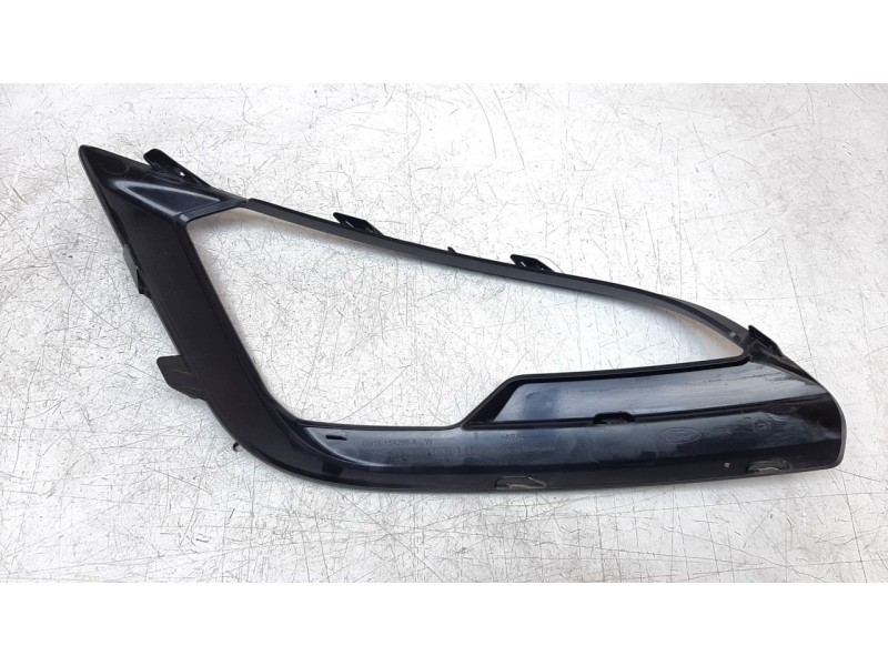Recambio de rejilla paragolpes izquierda para ford ecosport (cr6) trend referencia OEM IAM GN1515A299A  