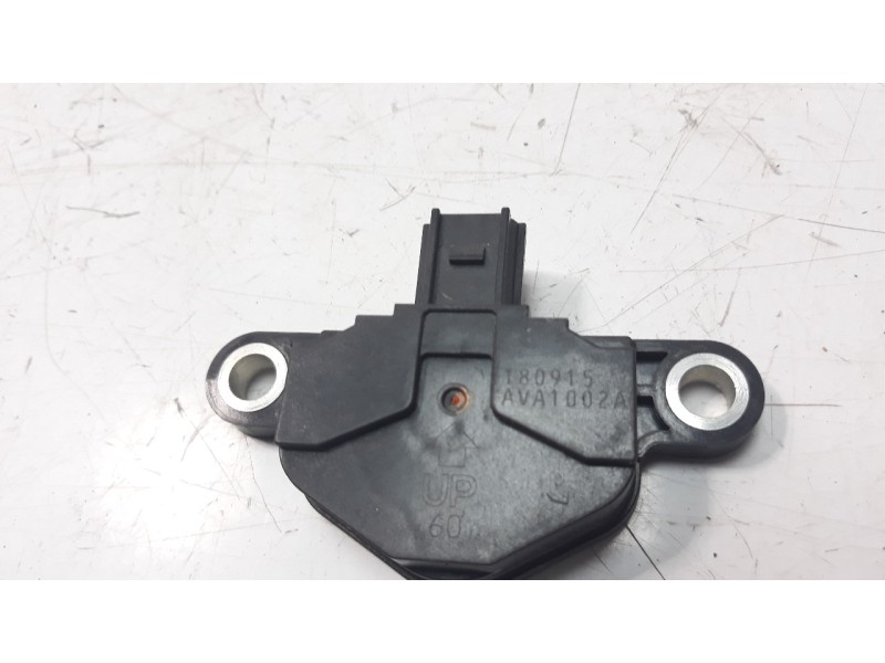 Recambio de sensor para honda cb 650r referencia OEM IAM AVA1002A 180915 