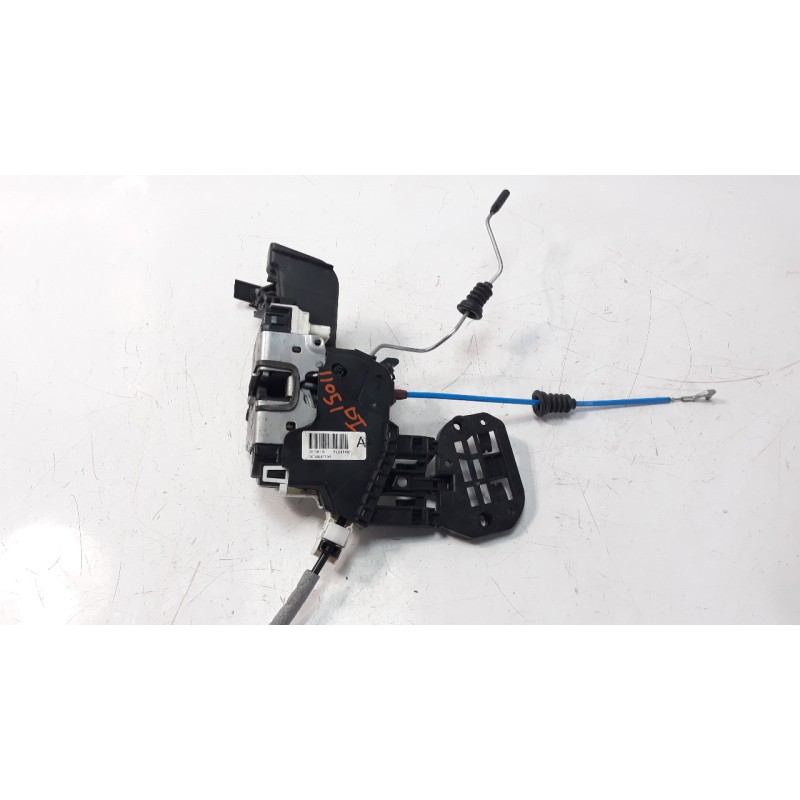 Recambio de cerradura puerta delantera izquierda para mercedes-benz clase a (w176) 2.1 cdi cat referencia OEM IAM A1667200135  