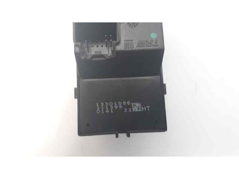 Recambio de mando elevalunas delantero derecho para opel insignia sports tourer edition referencia OEM IAM 13301886  