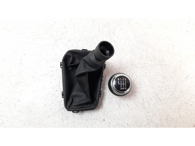 Recambio de pomo palanca cambio para renault clio v 1.5 blue dci diesel fap referencia OEM IAM 341025198R  