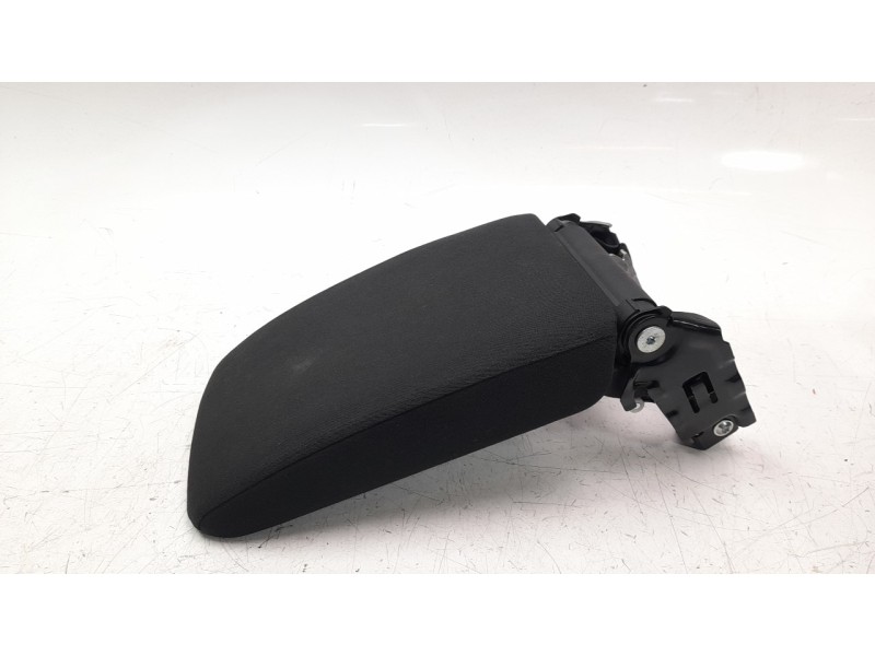Recambio de apoyabrazos central para volkswagen golf vi (5k1) 1.6 tdi dpf referencia OEM IAM 1K5864251C  