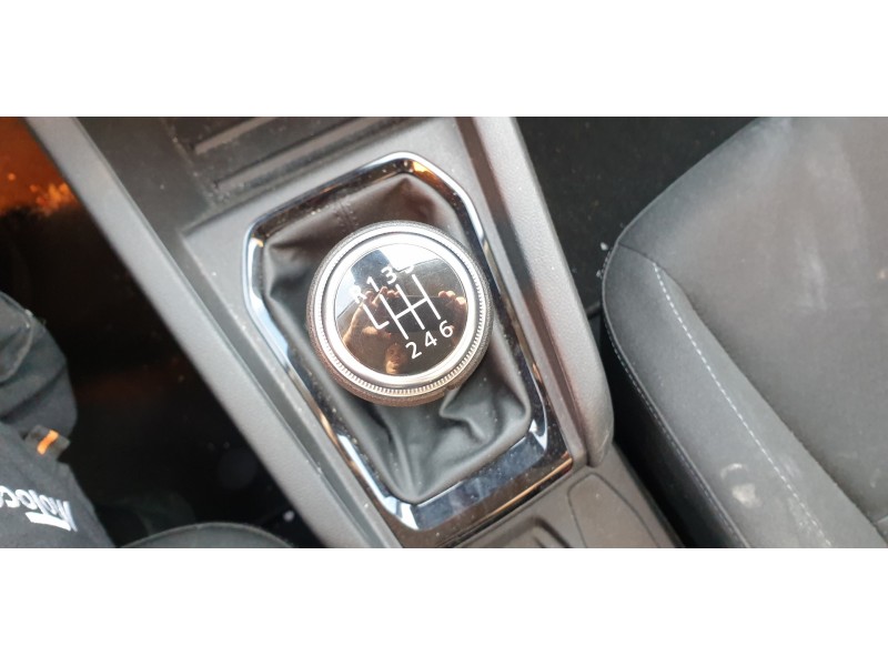 Recambio de pomo palanca cambio para renault clio v 1.5 blue dci diesel fap referencia OEM IAM 341025198R  