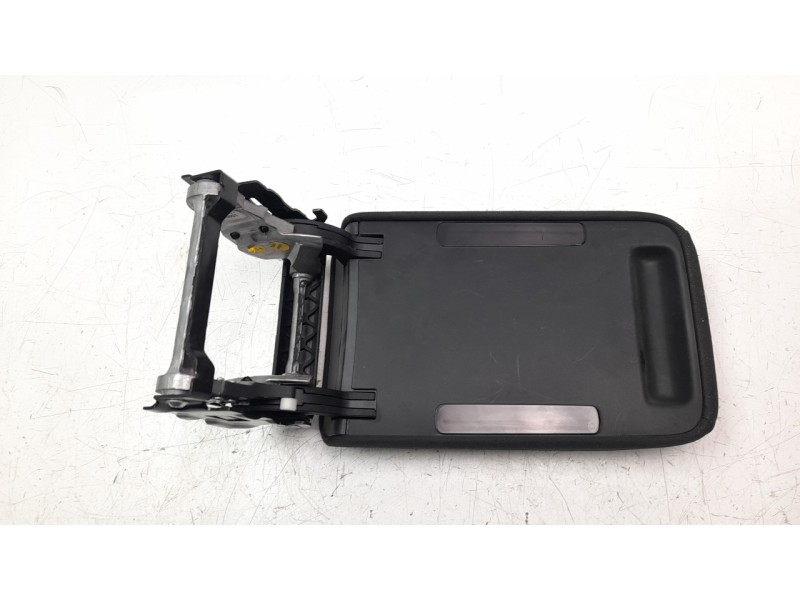 Recambio de apoyabrazos central para volkswagen golf vi (5k1) 1.6 tdi dpf referencia OEM IAM 1K5864251C  
