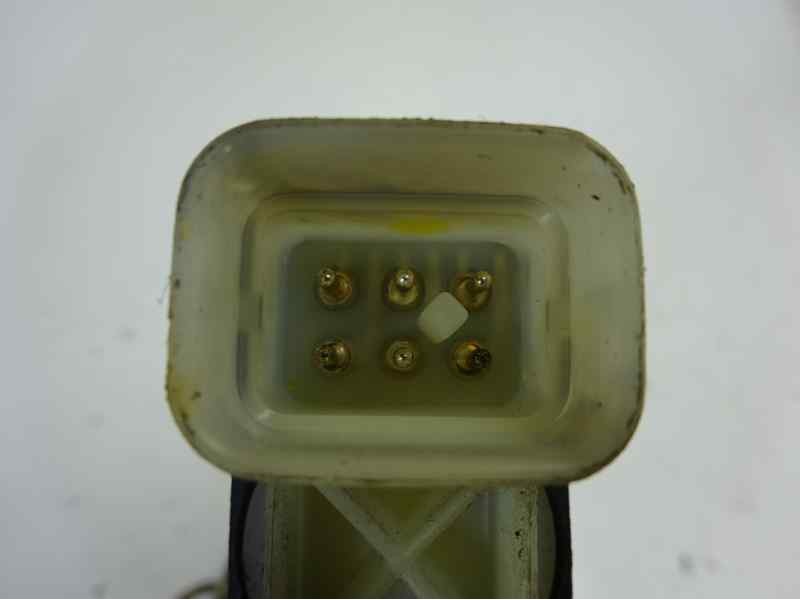 Recambio de cerradura puerta delantera derecha para opel astra f berlina básico referencia OEM IAM 90493702  