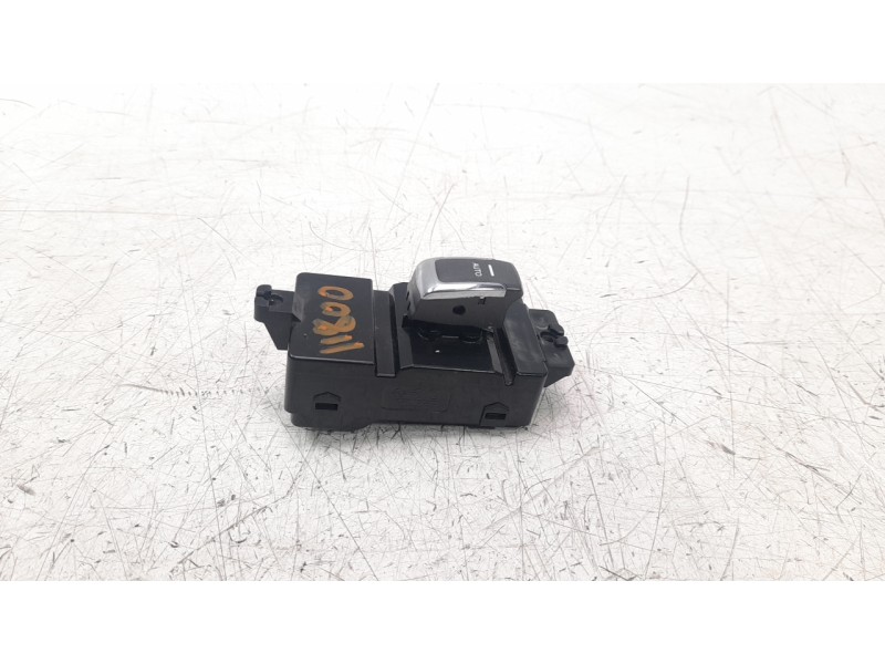 Recambio de interruptor para ssangyong rexton limited 4x4 referencia OEM IAM 8512036200  