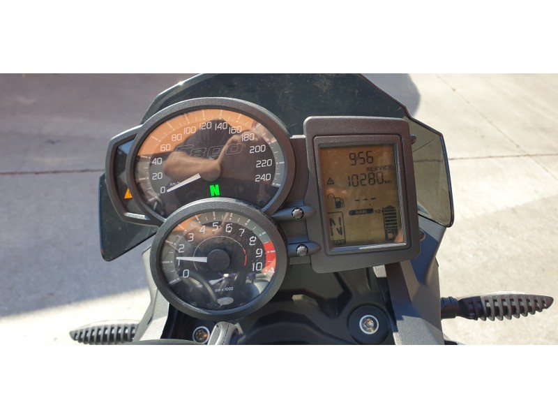 bmw f 800 r del año 2017