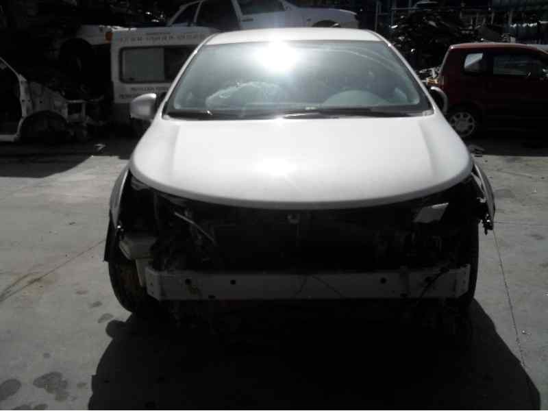 toyota avensis (t27) del año 2009