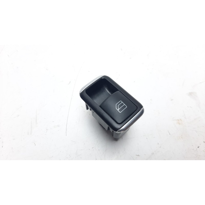 Recambio de mando elevalunas trasero derecho para mercedes-benz clase a (w176) 2.1 cdi cat referencia OEM IAM A2049058102  