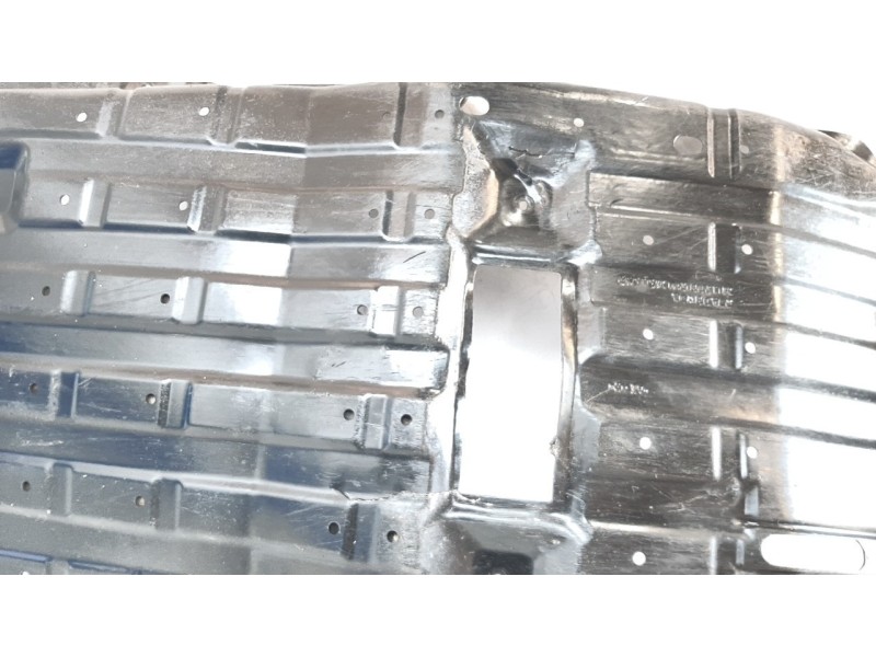 Recambio de cubrecarter para mitsubishi l 200 (kl0/kj0) basis doppelkabine 4wd referencia OEM IAM 5370B497  