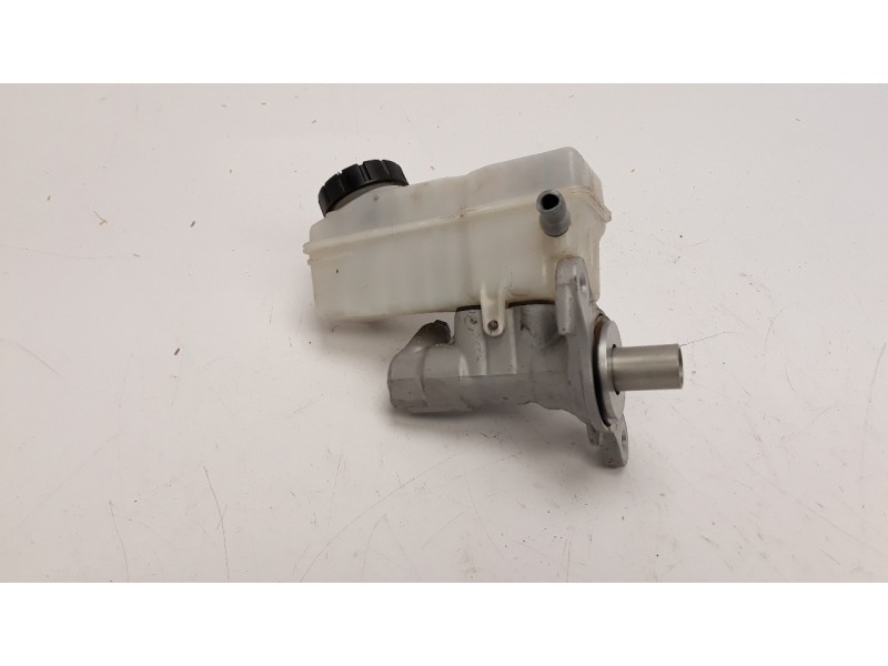Recambio de bomba freno para renault clio iv 0.9 referencia OEM IAM 5E1Z2117  