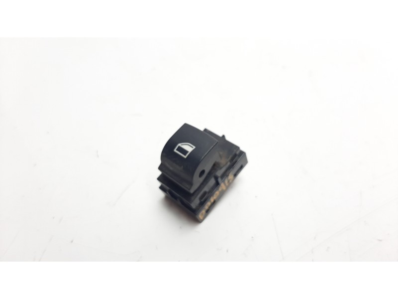 Recambio de mando elevalunas delantero derecho para bmw serie 3 lim. (f30) 2.0 turbodiesel referencia OEM IAM 61319208107  