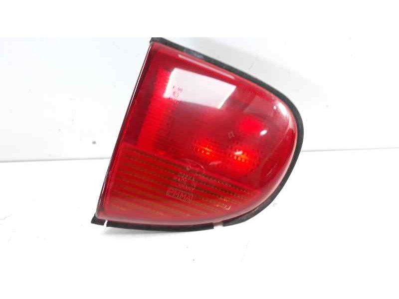 Recambio de piloto trasero izquierdo interior para ford escort berl./turnier 1.6 16v cat referencia OEM IAM 93AG15K258  