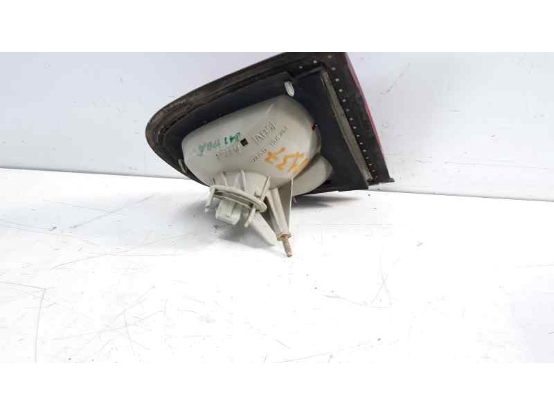 Recambio de piloto trasero izquierdo interior para ford escort berl./turnier 1.6 16v cat referencia OEM IAM 93AG15K258  