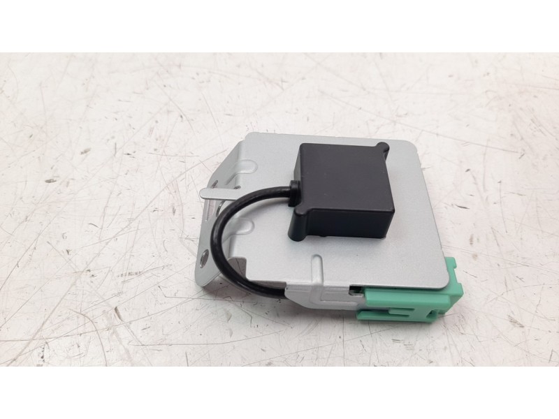 Recambio de modulo electronico para mazda 2 lim. () 1.5 16v cat referencia OEM IAM D09H66DY0 KA152 KT258
