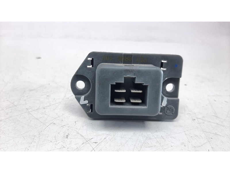 Recambio de resistencia calefaccion para kia stonic (ybcuv) 1.0 tgdi cat referencia OEM IAM 97179H8000  