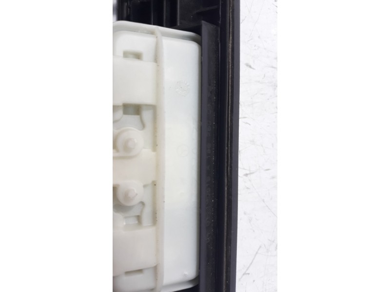 Recambio de maneta exterior porton para mercedes-benz clase a (w176) 2.1 cdi cat referencia OEM IAM 2218702410  