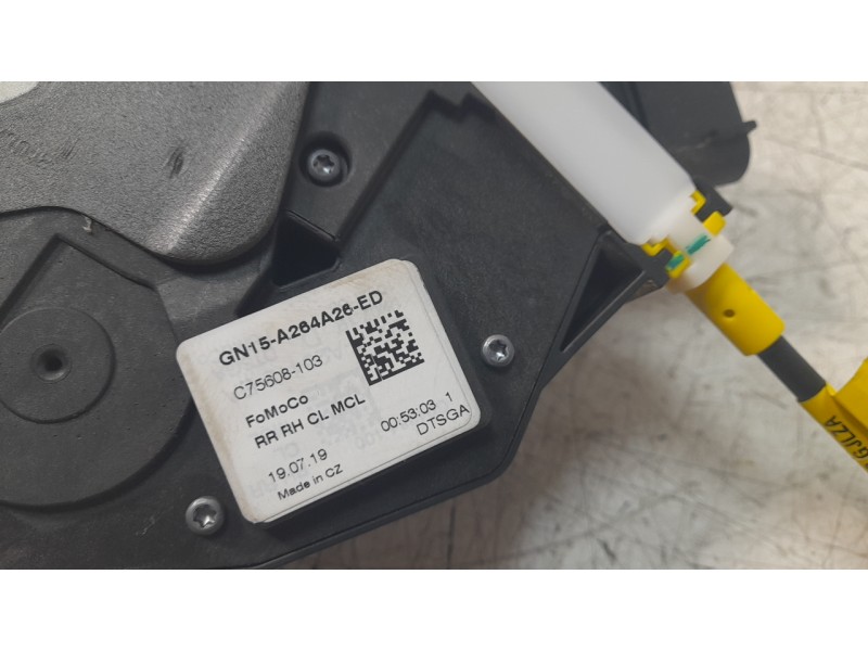 Recambio de cerradura puerta trasera derecha para ford ecosport (cr6) trend referencia OEM IAM GN15A264A26ED  