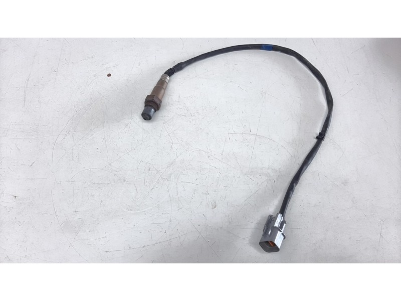 Recambio de sonda lambda para kia stonic (ybcuv) 1.0 tgdi cat referencia OEM IAM 3921004110  