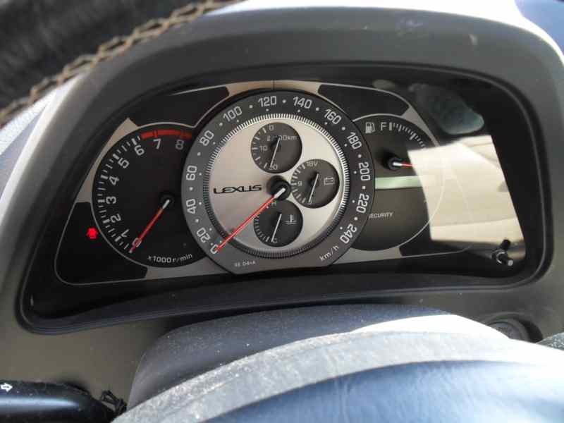 lexus is200 (gxe10) del año 2004